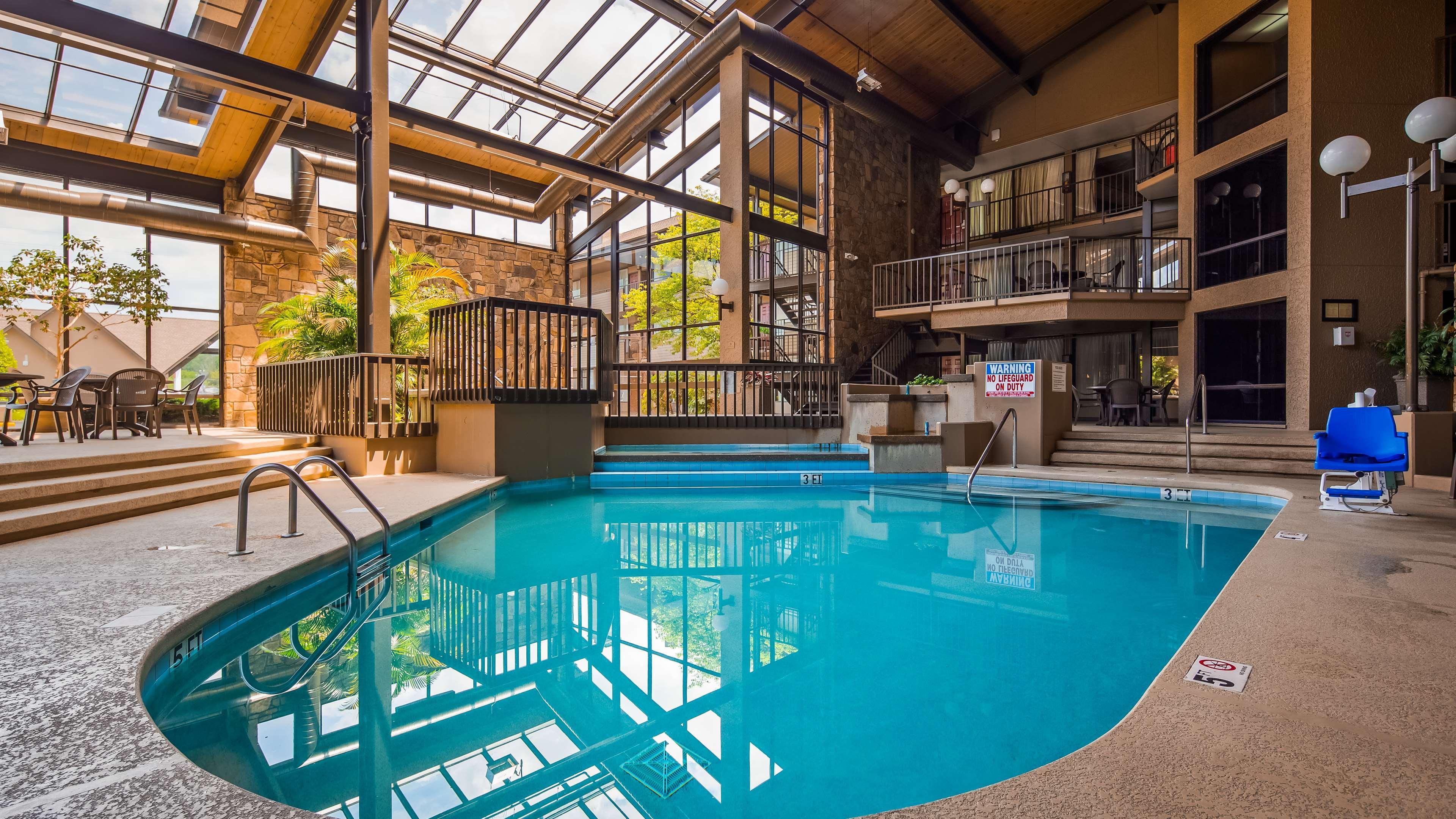 פיג'ן פורג' Best Western Toni Inn מראה חיצוני תמונה