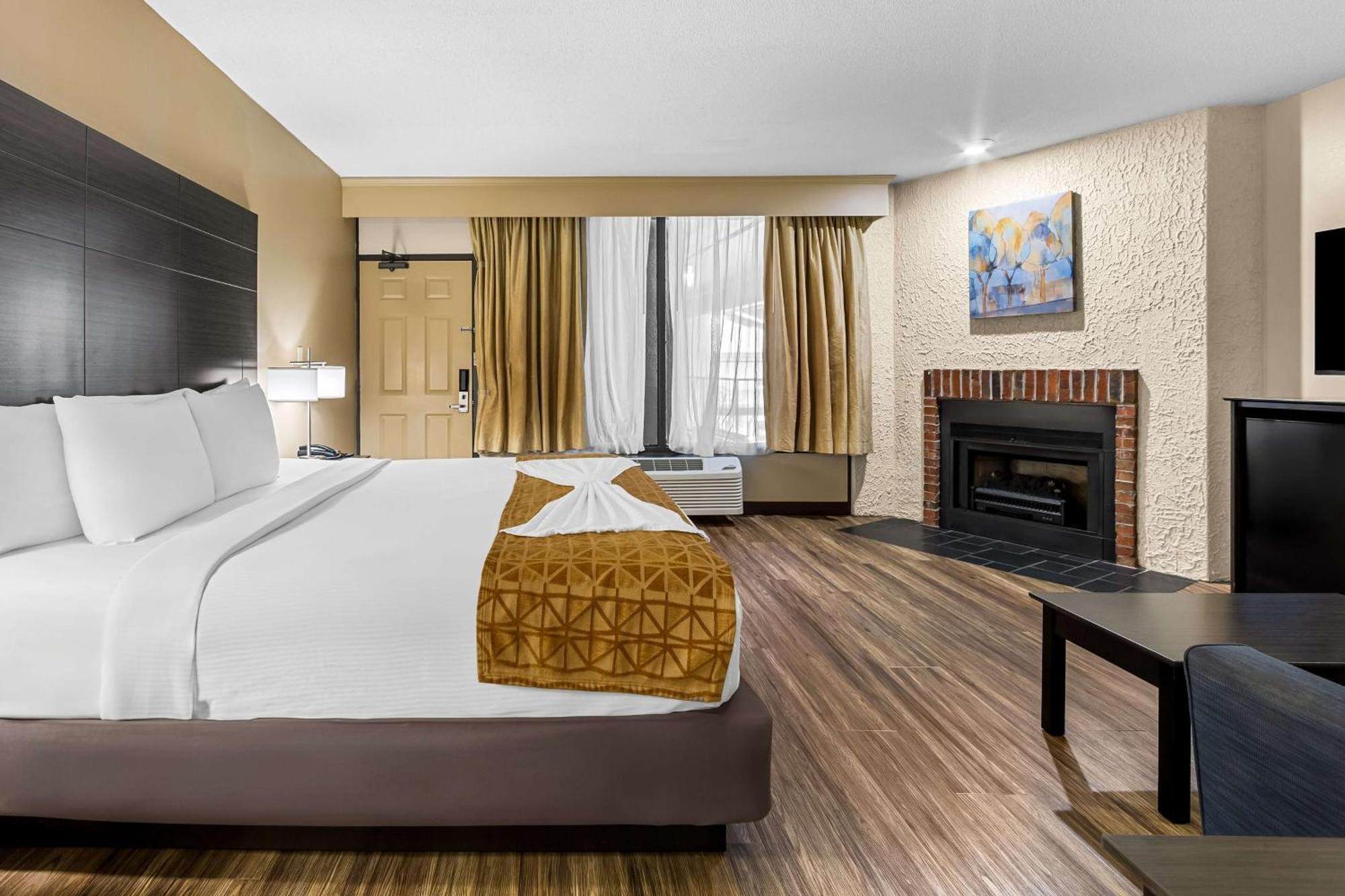 פיג'ן פורג' Best Western Toni Inn מראה חיצוני תמונה